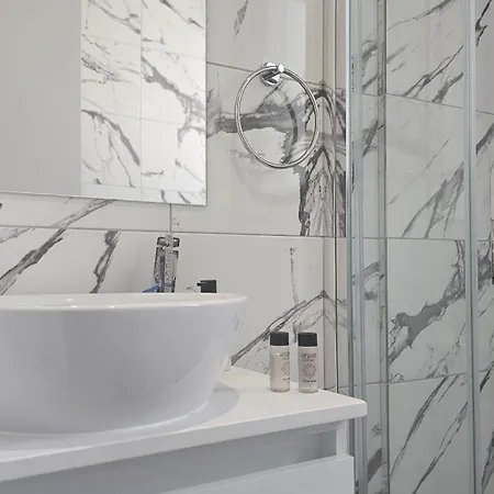 شقة Mackenzie Luxurious لارنكا